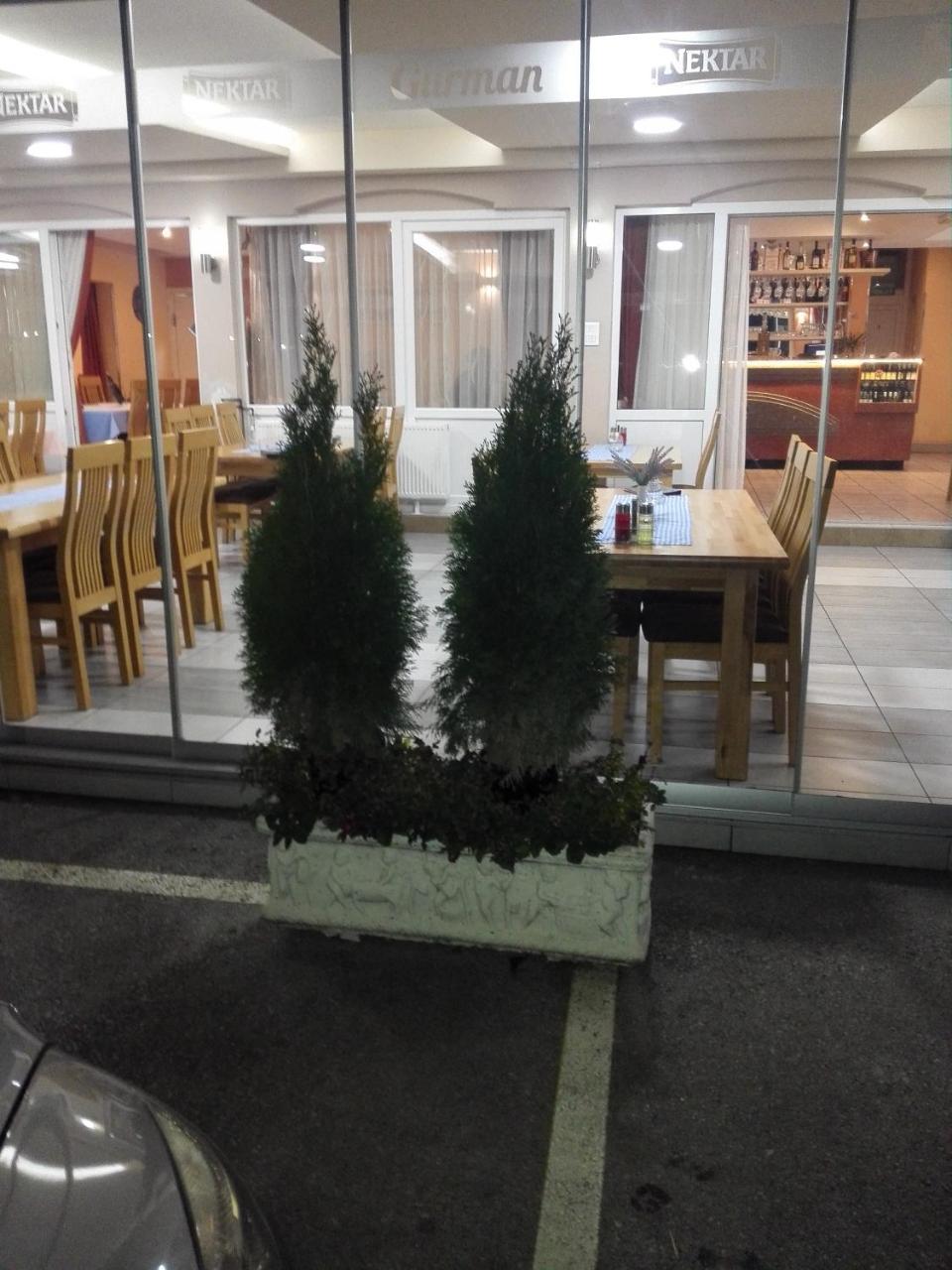 Motel Restoran Gurman 巴尼西卢卡 外观 照片